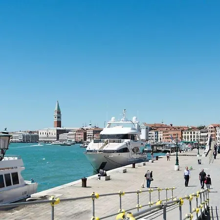 Feel@Home Venice Biennale Exterior photo